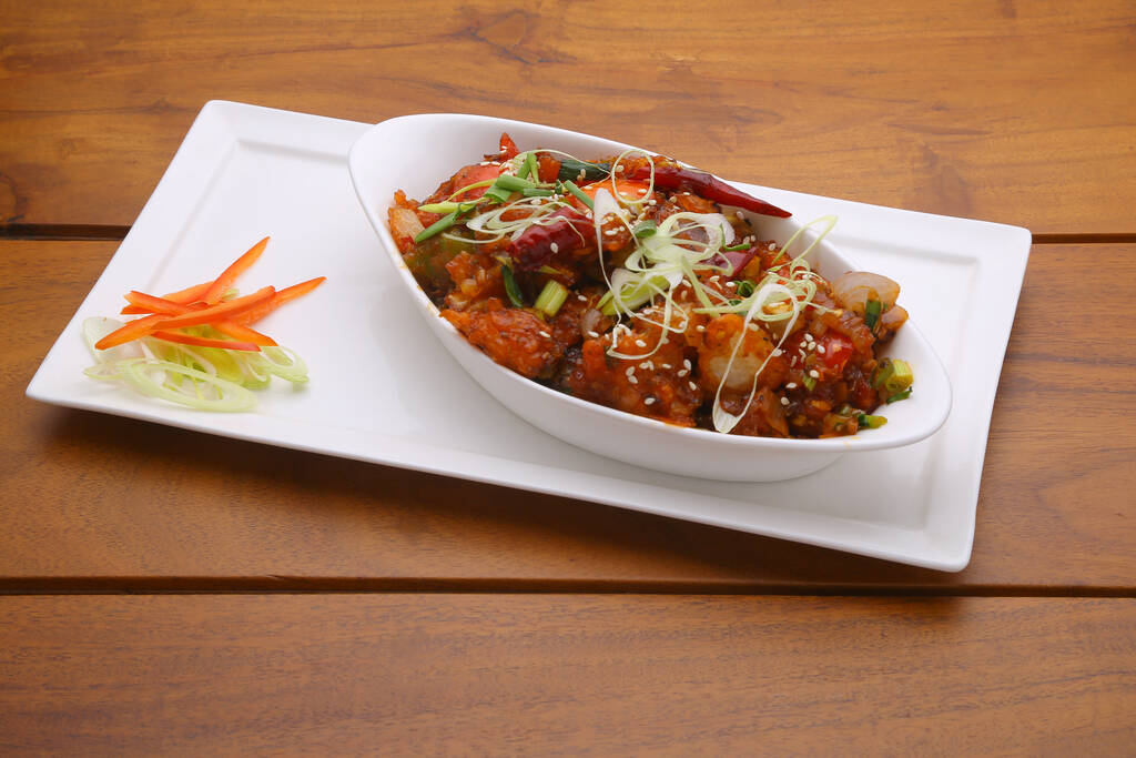 DELICIOUS RIBS & WINGS